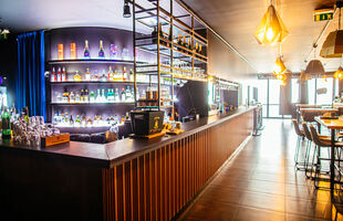 Le Fridge Comedy Club