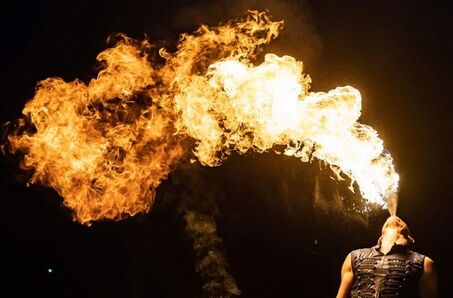 Agentur Feuer Spucker