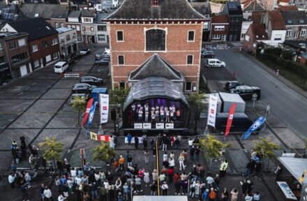 Een mobiele podiumwagen? Slimme keuze voor flexibele events! - Foto 1