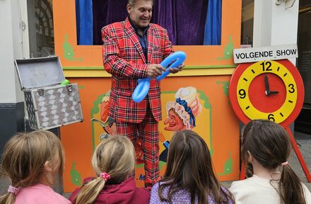 De Oranje Oud Hollandse Poppenkast - Foto 1