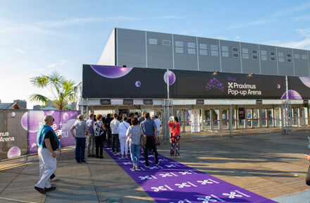 Proximus Pop-Up Arena en Veldeman bieden muziekliefhebbers uniek indoor festivalgevoel - Foto 1