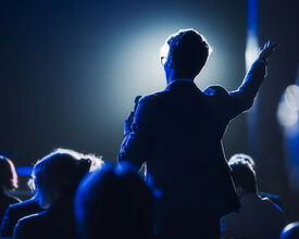 How to Choose a Digital Transformation Expert Speaker for an Event