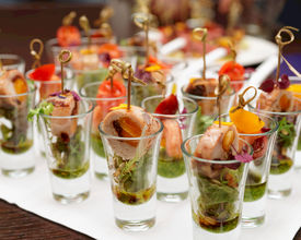 5 Simple Tips on How to Set Up a Friendly Catering Area on Your Event
